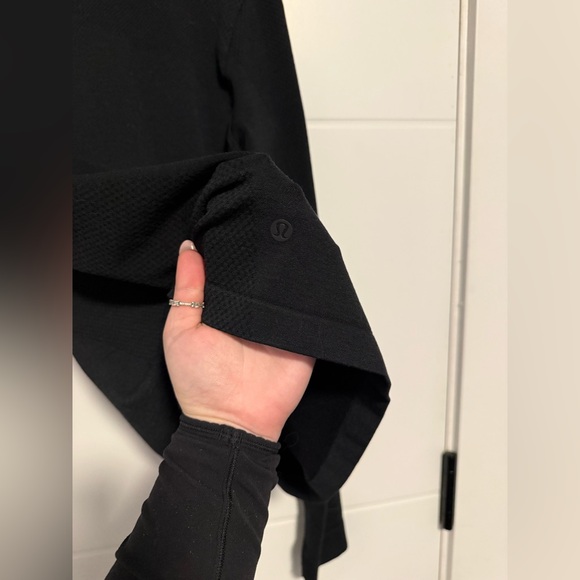 Lululemon Wool Blend Base Layer Half Zip - Picture 5 of 7